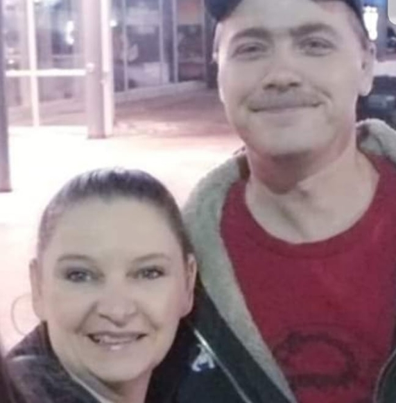 Meet your Posher, Amanda - Picture 1 of 1